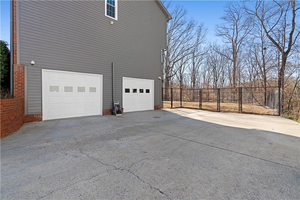 3950 W Cooper Lake Drive SE