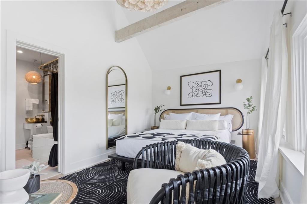 724 Charles Allen Drive NE 4