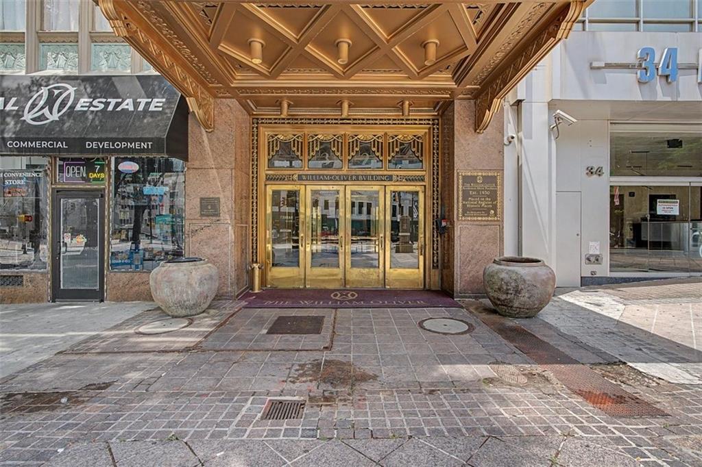 32 Peachtree Street NW 305