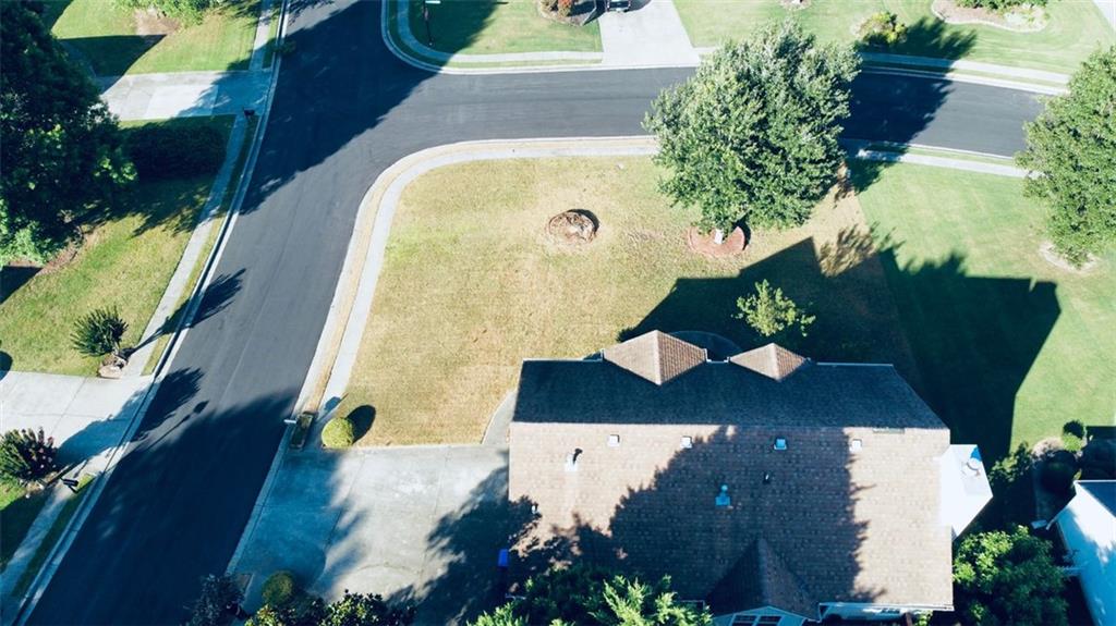 1161 RIVERSIDE RUN Lane