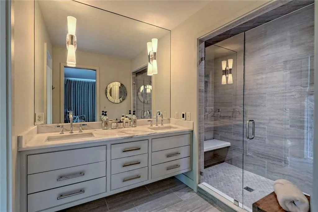 Clayton, Georgia 30525, United States, 4 Bedrooms Bedrooms, ,5 BathroomsBathrooms,Residential,Active,20670