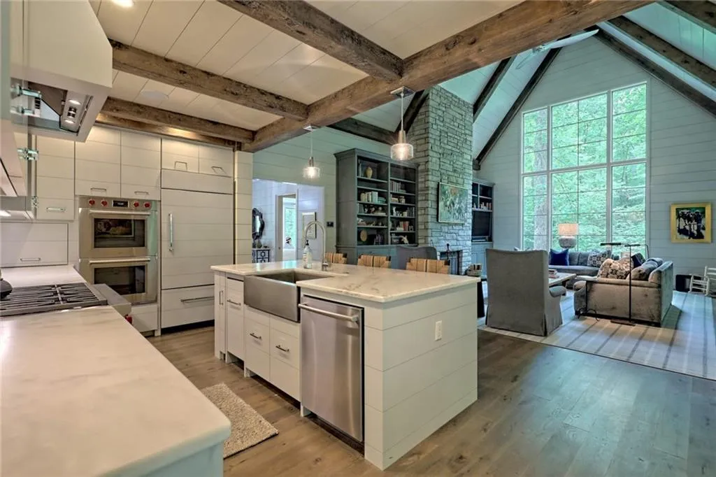 Clayton, Georgia 30525, United States, 4 Bedrooms Bedrooms, ,5 BathroomsBathrooms,Residential,Active,20670