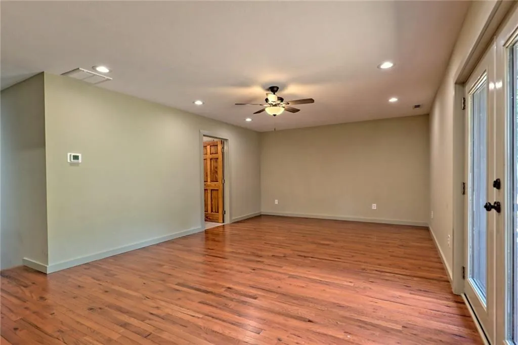 Clayton, Georgia 30525, United States, 4 Bedrooms Bedrooms, ,5 BathroomsBathrooms,Residential,Active,20670