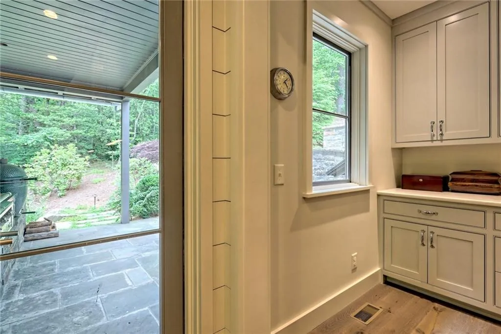 Clayton, Georgia 30525, United States, 4 Bedrooms Bedrooms, ,5 BathroomsBathrooms,Residential,Active,20670