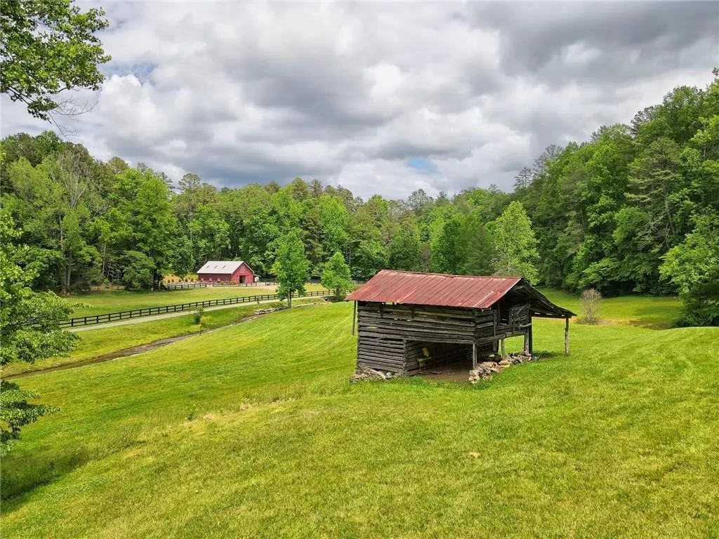 Clayton, Georgia 30525, United States, 4 Bedrooms Bedrooms, ,5 BathroomsBathrooms,Residential,Active,20670