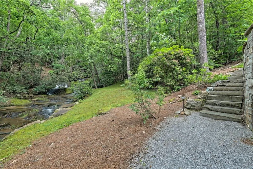 Clayton, Georgia 30525, United States, 4 Bedrooms Bedrooms, ,5 BathroomsBathrooms,Residential,Active,20670