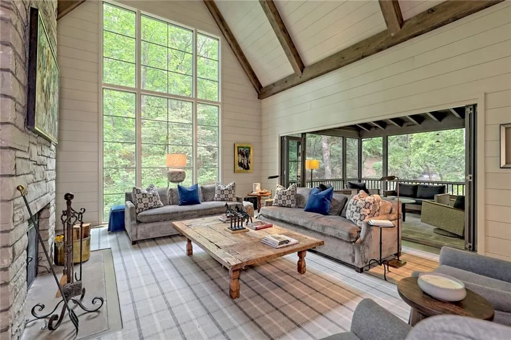 Clayton, Georgia 30525, United States, 4 Bedrooms Bedrooms, ,5 BathroomsBathrooms,Residential,Active,20670