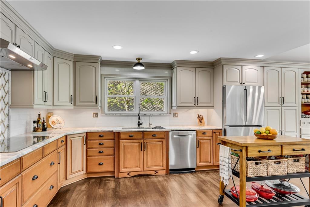 2750 Interlaken Drive, Marietta, Georgia image 15