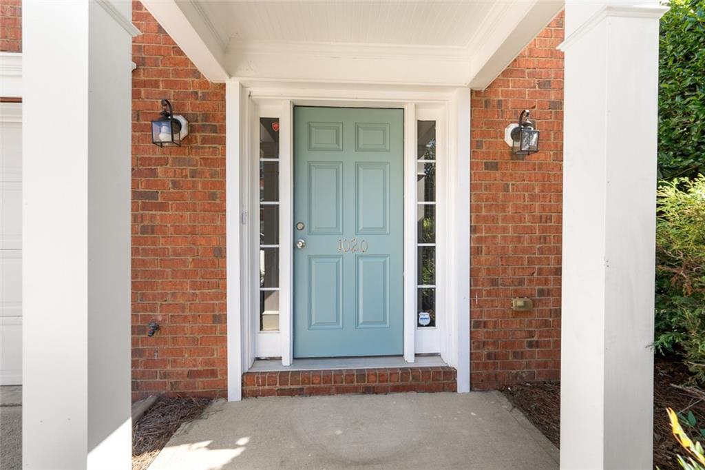 1020 Thornborough Drive 1020