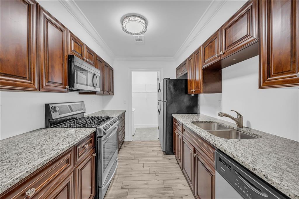 203 Bridge Lane, Smyrna, Georgia image 11
