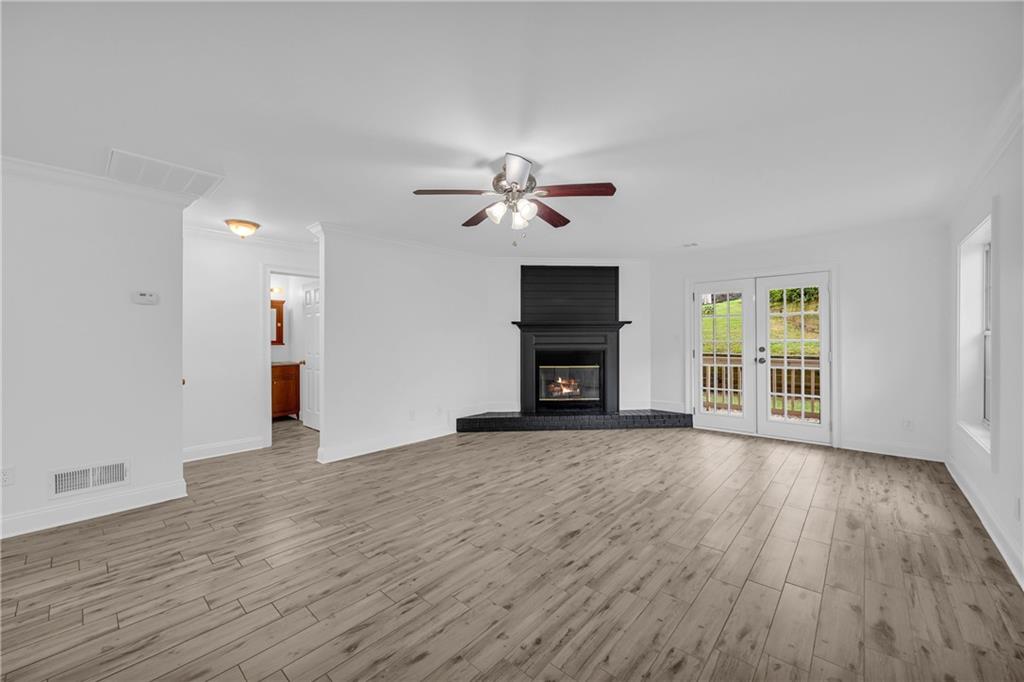 203 Bridge Lane, Smyrna, Georgia image 5