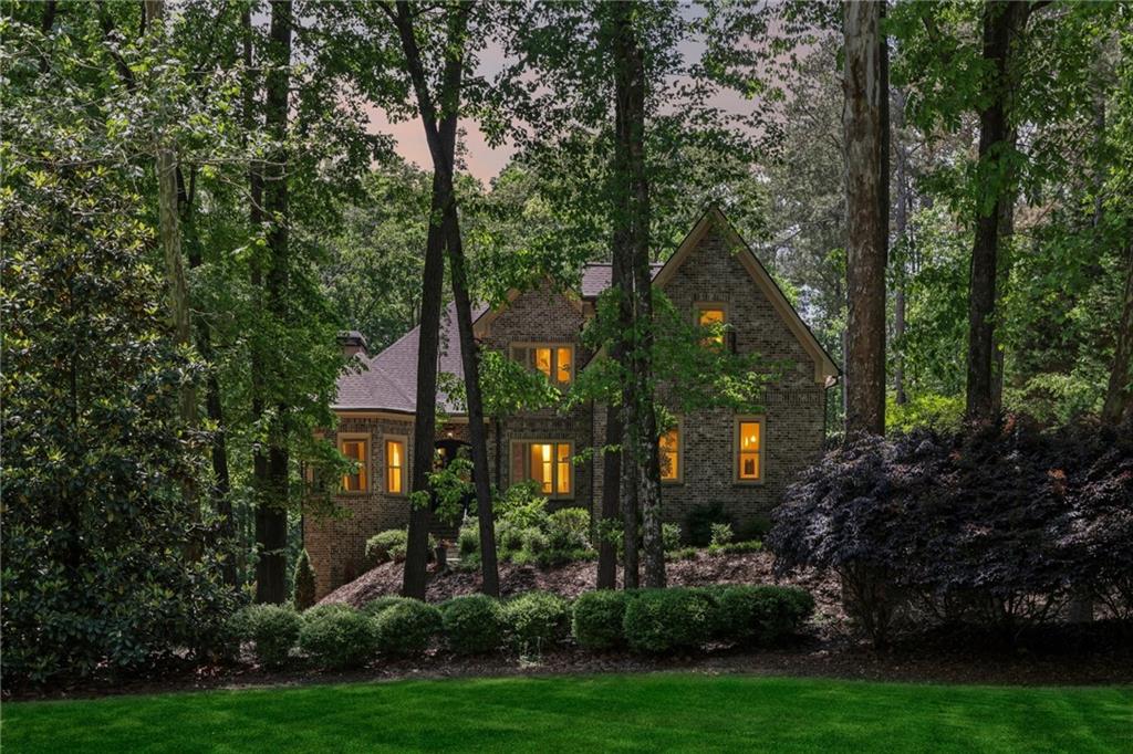 895 Freemanwood Lane