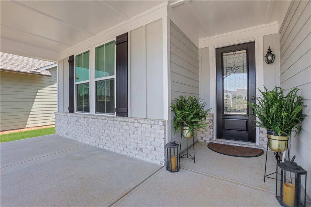 277 Bear Way Way, Hoschton, Georgia image 4