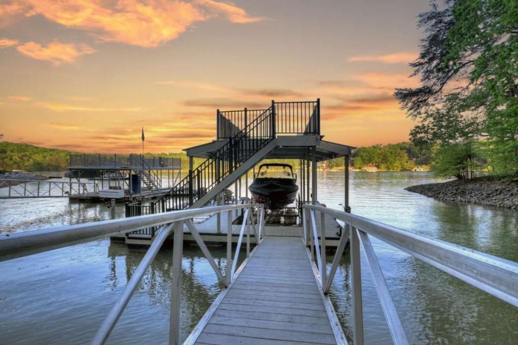 143 Heritage Point