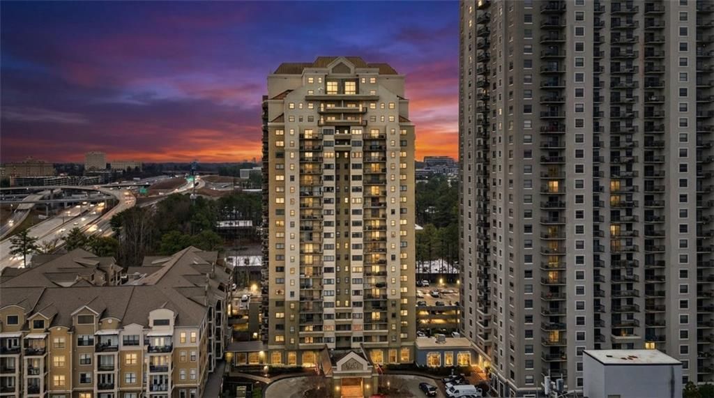 Photo of 795 Hammond Drive #1402, Atlanta, GA 30328 (MLS # 7727509)