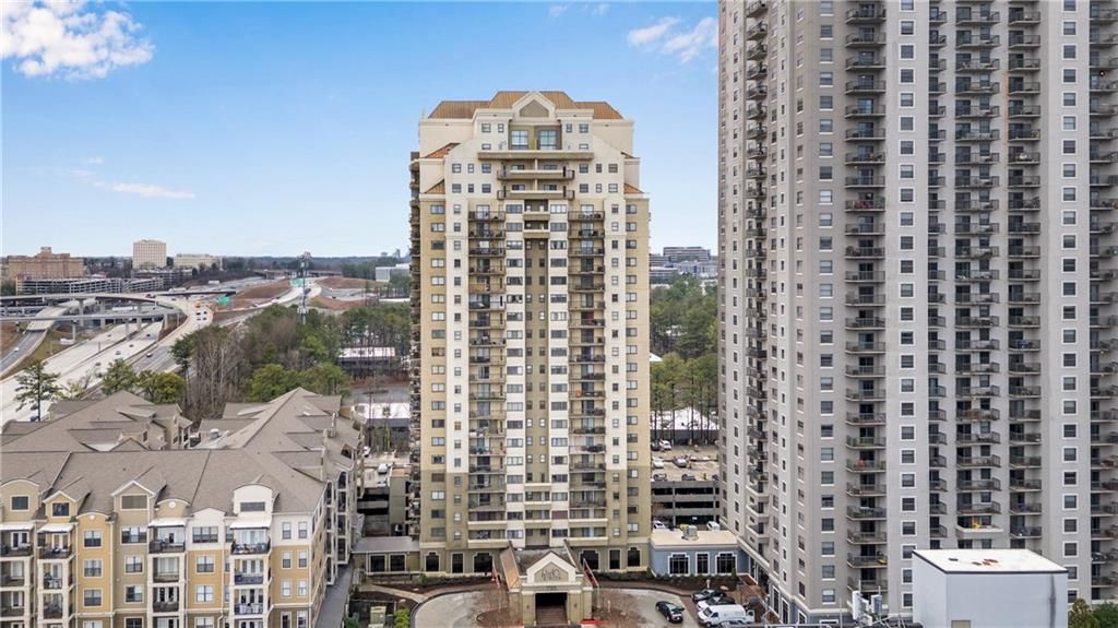 Photo of 795 Hammond Drive #1402, Atlanta, GA 30328 (MLS # 7727509)