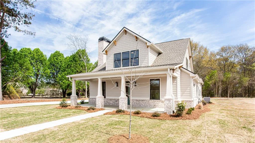 2044 Bennett Road