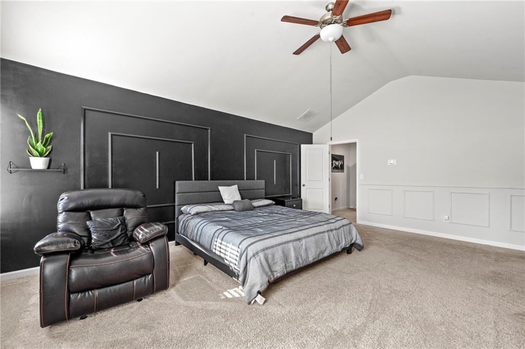 7492 Knoll Hollow Road, Lithonia, Georgia image 12