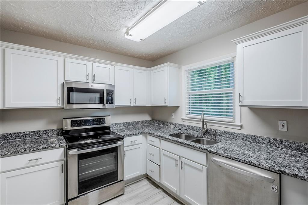 2796 Green Trail Drive