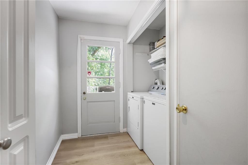 2515 Ridgewood Road, Atlanta, Georgia image 18
