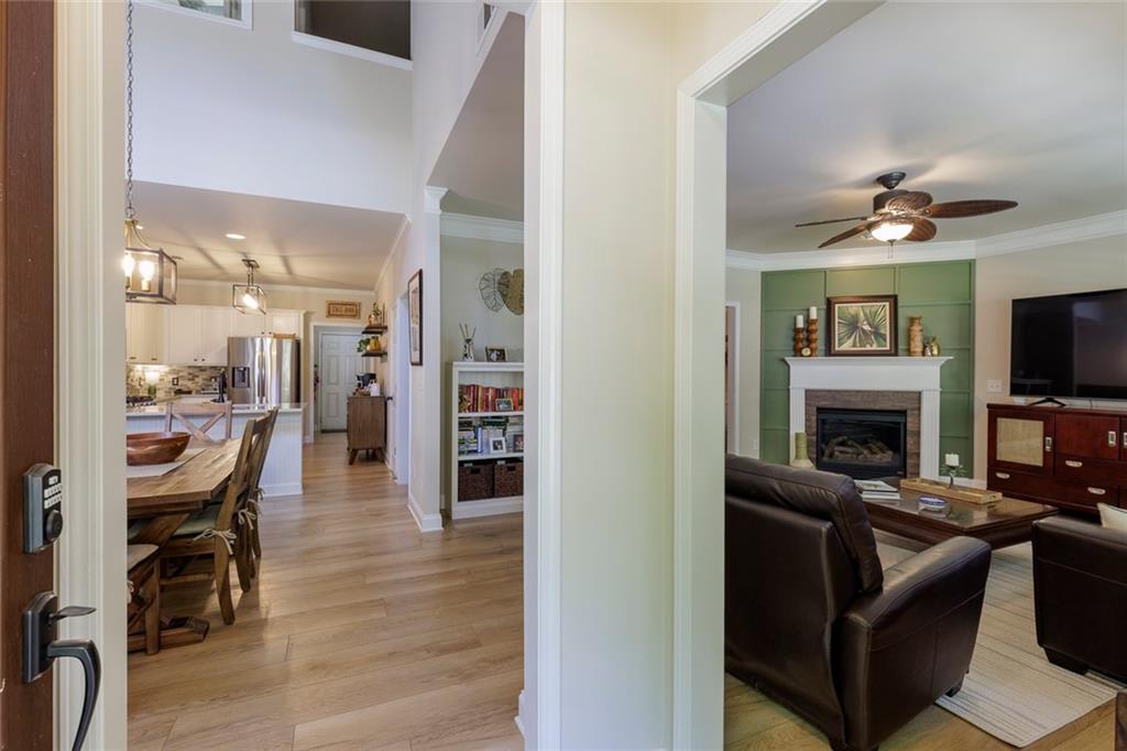 1220 Freedom Lane
