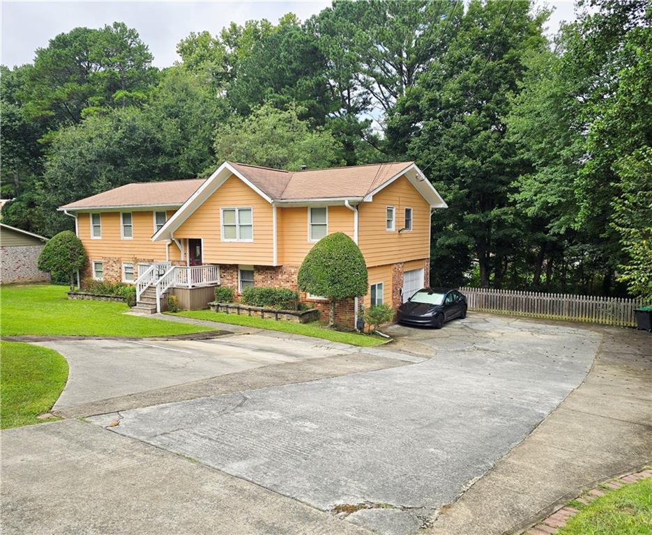 3599 LOWER ROSWELL Road