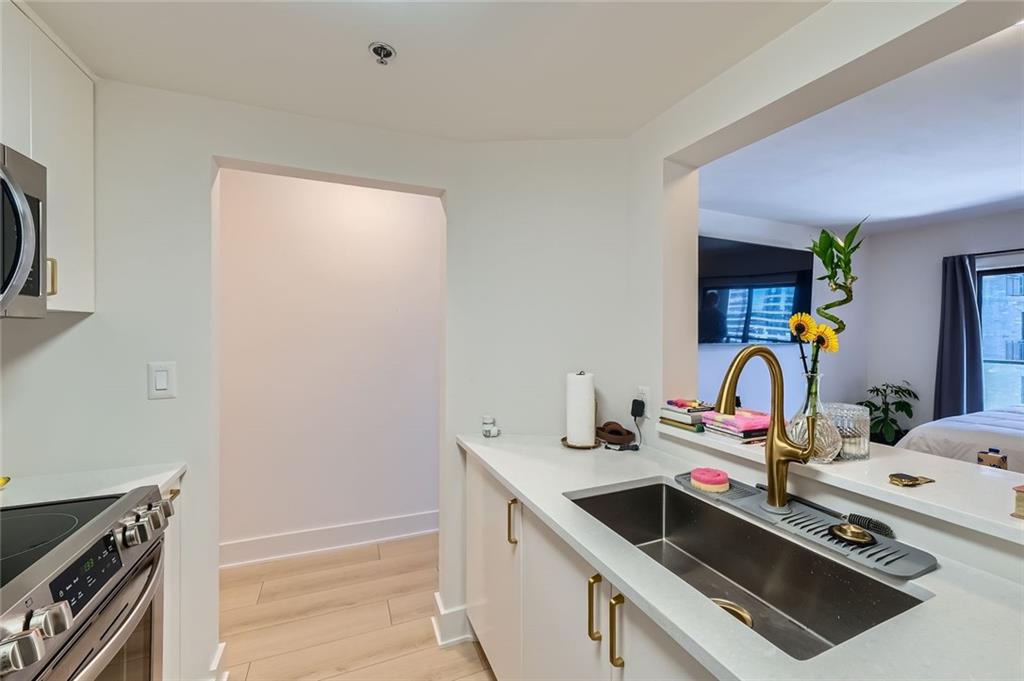 1280 W Peachtree Street NW 2601