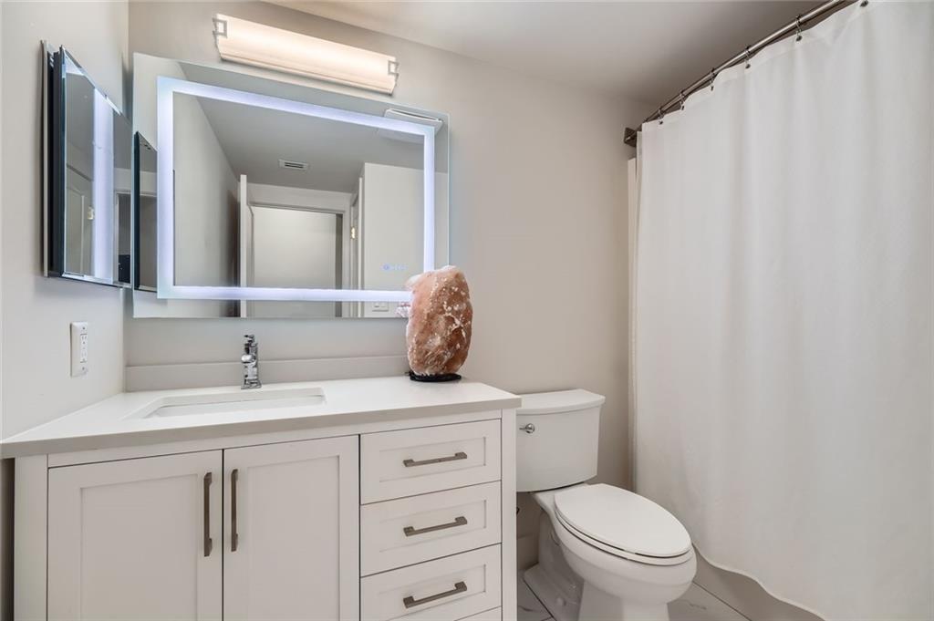 1280 W Peachtree Street NW 2601