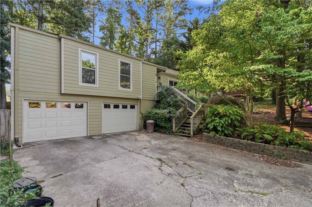 3162 Bluff Road