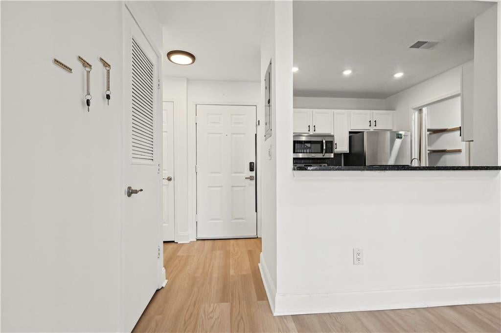 1075 NE Peachtree Walk A517