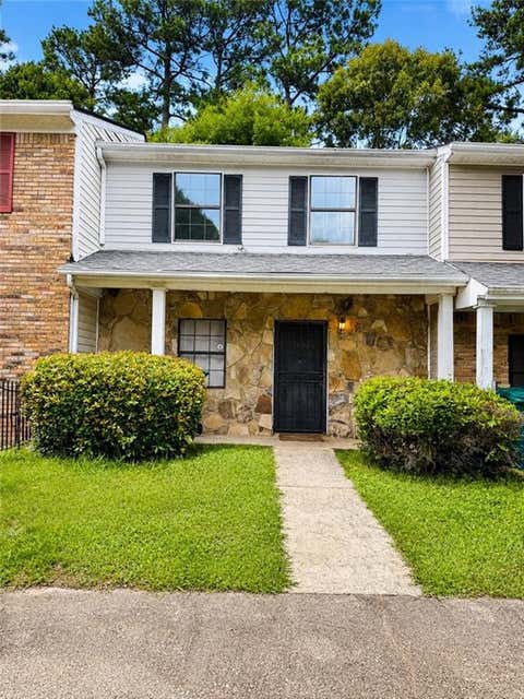 Townhouse For Sale - 1498 Springleaf Circle<br/> Smyrna, GA 30080