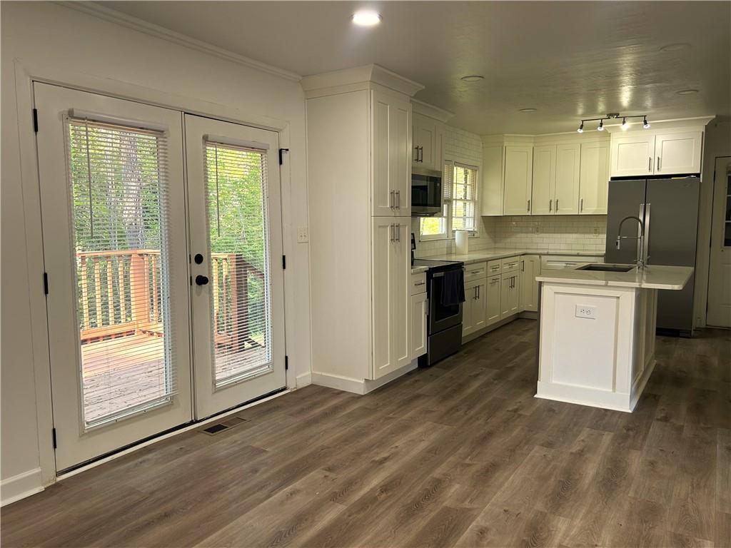 185 Maple Wood Drive, Lawrenceville, Georgia image 7