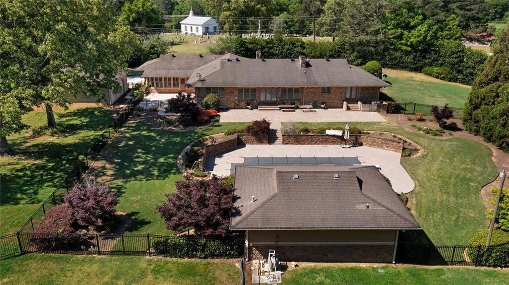 1132 Euharlee Road