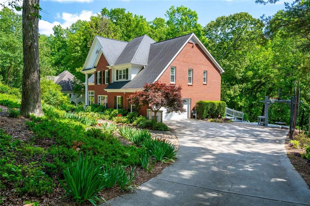 585 Kensington Farms Drive