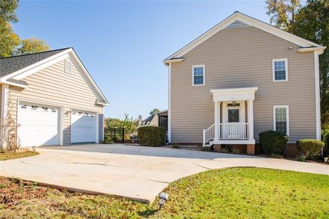 A home in Newnan