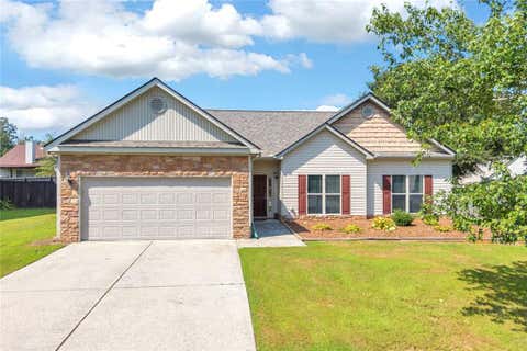 Homes For Sale - 1412 Silvergate Way<br/> Winder, GA 30680