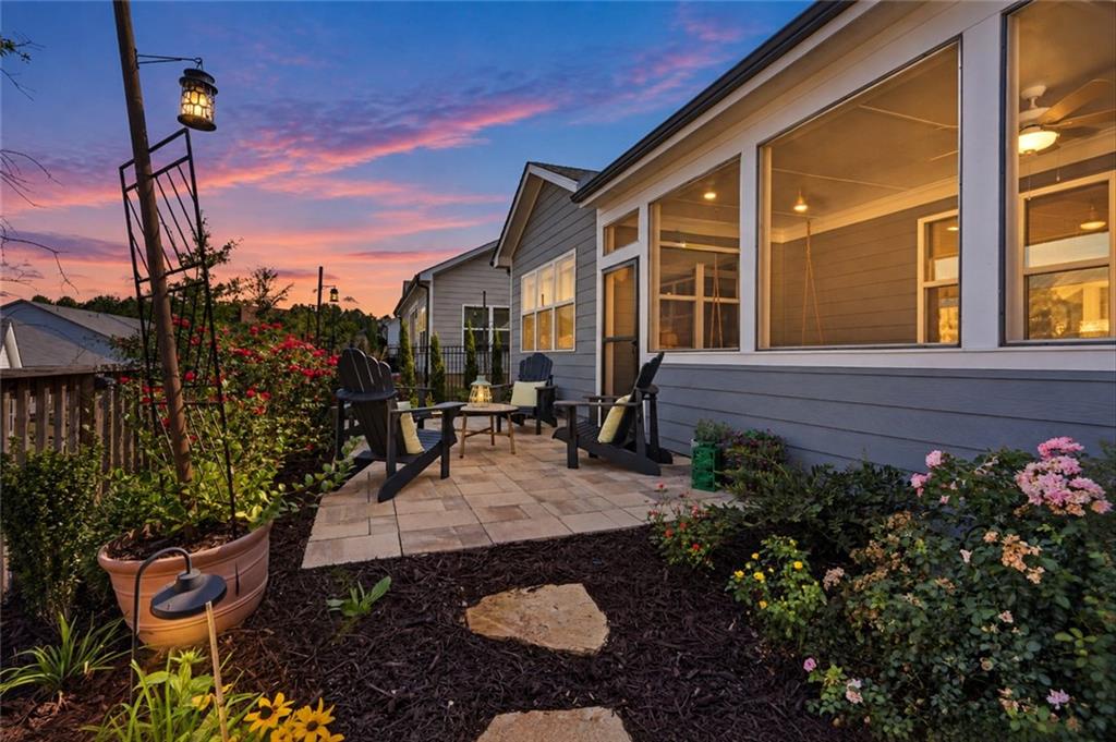 1453 Bluffs Ridge Way