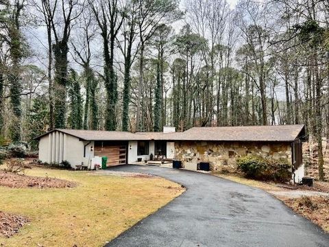 6068 Dee Court Stone Mountain GA 30087