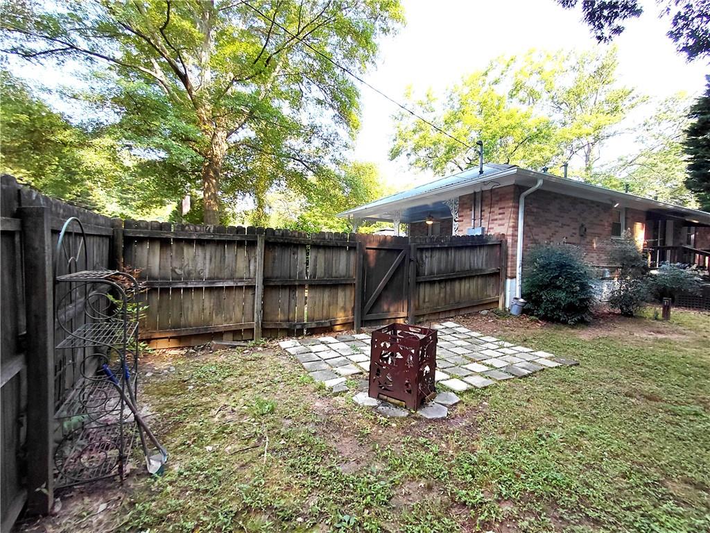 2225 Harold Lane, Smyrna, Georgia image 24