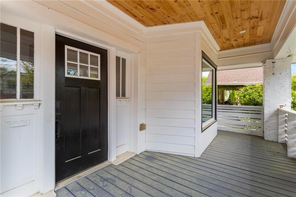 520 Angier Avenue NE