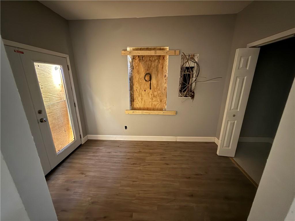 194 Wallace Drive SW