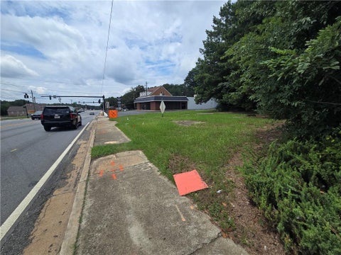 Vacant Land For Sale - 351 W Pike Street<br/> Lawrenceville, GA 30046