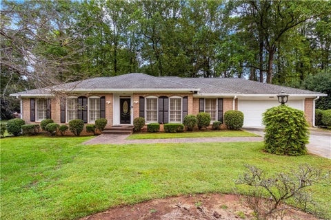Homes For Sale - 5291 Saffron Drive<br/> Dunwoody, GA 30338
