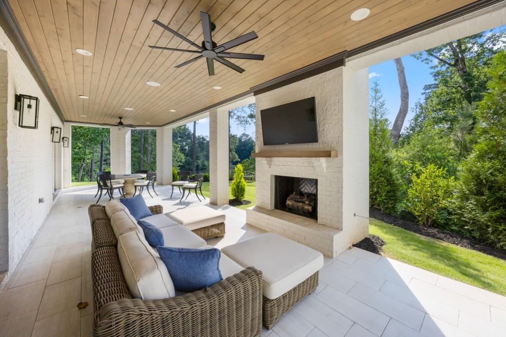 The Manor - Residential