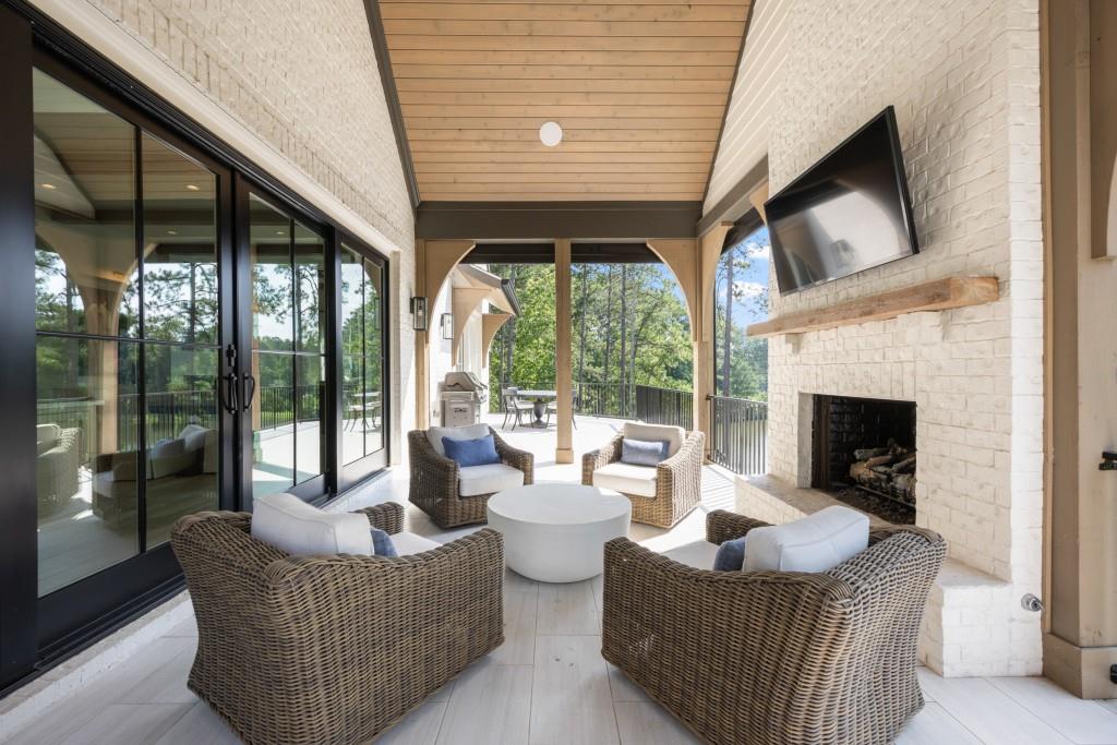 The Manor - Residential