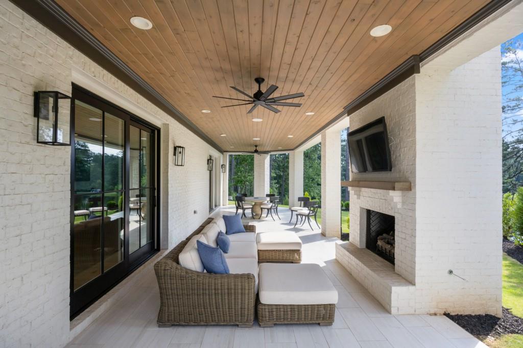 The Manor - Residential