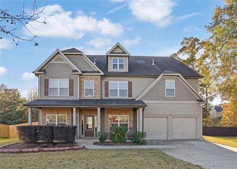 Homes For Sale - 5340 Mundy Court<br/> Cumming, GA 30028