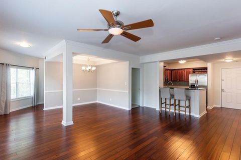 Condo For Sale - 2207 River Green Drive<br/> Fulton County, Atlanta, GA 30327