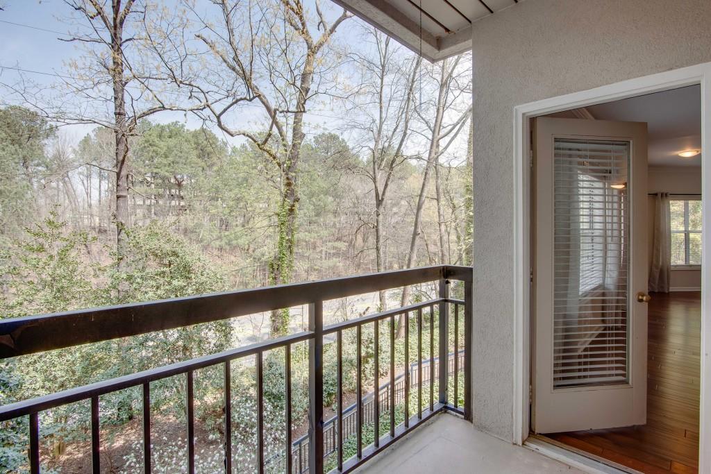 2207 River Green Drive NW