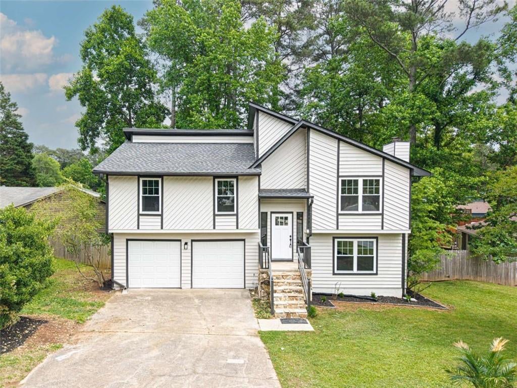 10175 Old Woodland Entry NE